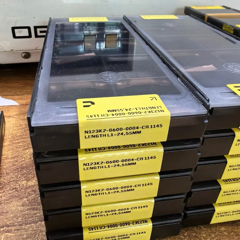 

Hard alloy cutting blades N123K2-0600-0004-CR 1145