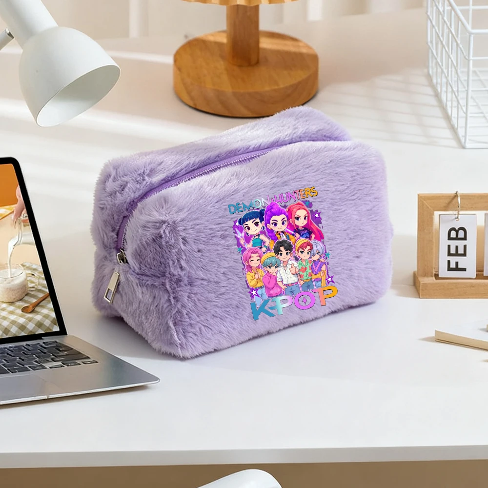 Demone Hunter Girl's Makeup Bag Plushd Soft Cute Anime Print Woman Y2K Kawaii Portable Kids Key Coin Toiletries in Cosmetic Case