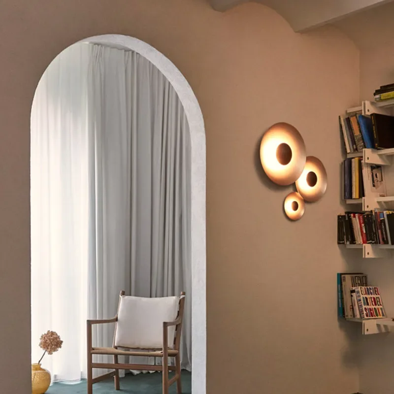 Lámpara Led de pared nórdica redonda, candelabro moderno de aluminio, luces creativas para decoración del hogar, nuevo diseño para dormitorio