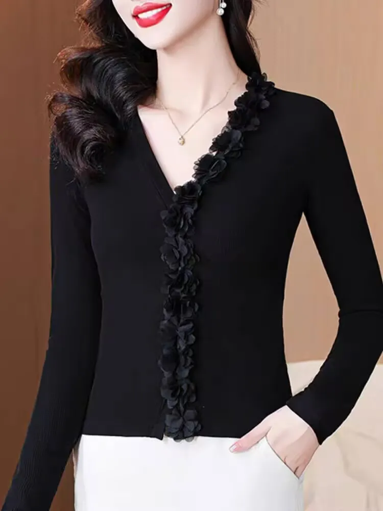 2025 프랑스 스타일 꽃 자수 우아한 티셔츠 봄 여름 여성 M-3XL 하이 스트리트 v 넥 비대칭 눈길을 끄는 세련된