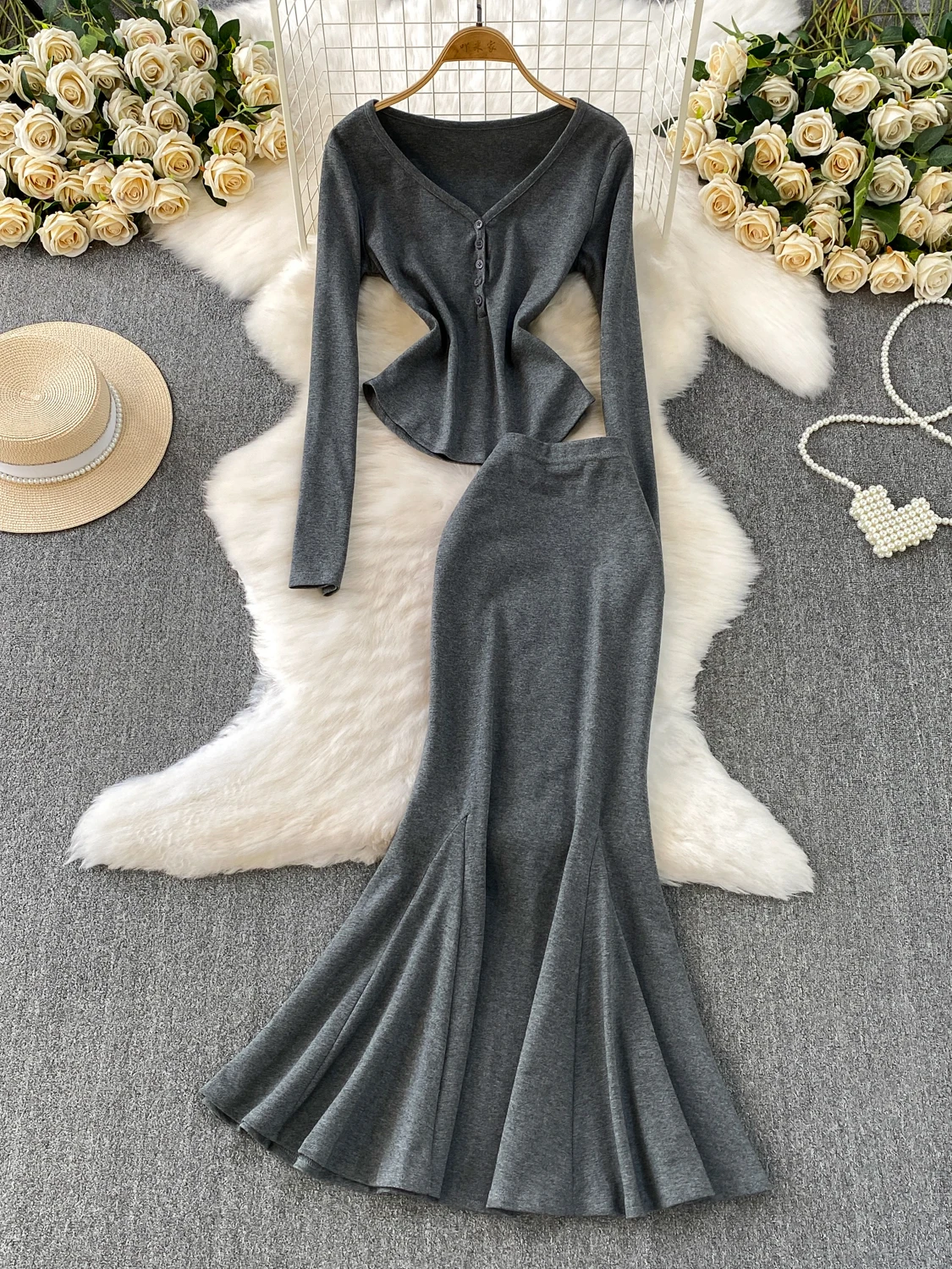 

Комплект Ele Slimming Fi Tail Dr, вдохновленный K-Drama, с модным простой цветной футболкой V-Ne Long Sve