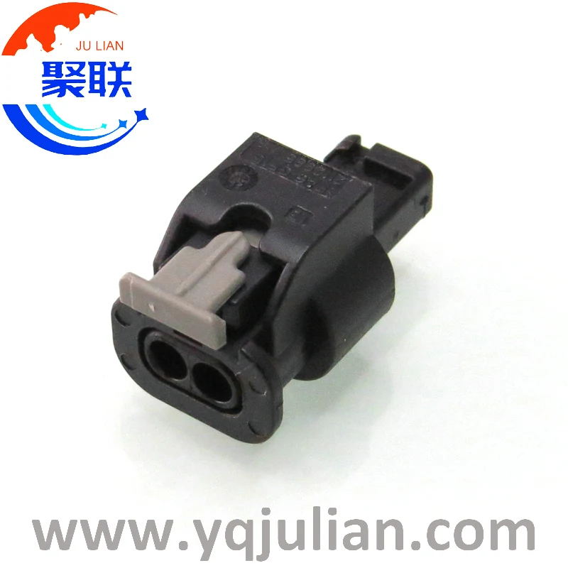 السيارات 2pin المكونات الإناث 1-1718643-1 الأسلاك موصل مقاوم للمياه 4F0 973 702 مع المحطات والأختام 4F0973702