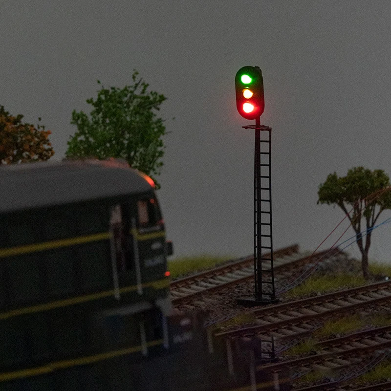 Luz de señal de ferrocarril modelo a escala 1:87 HO, 5 piezas, luz de tráfico de tren, luz roja, amarilla, verde, paisaje de calle de ciudad en miniatura