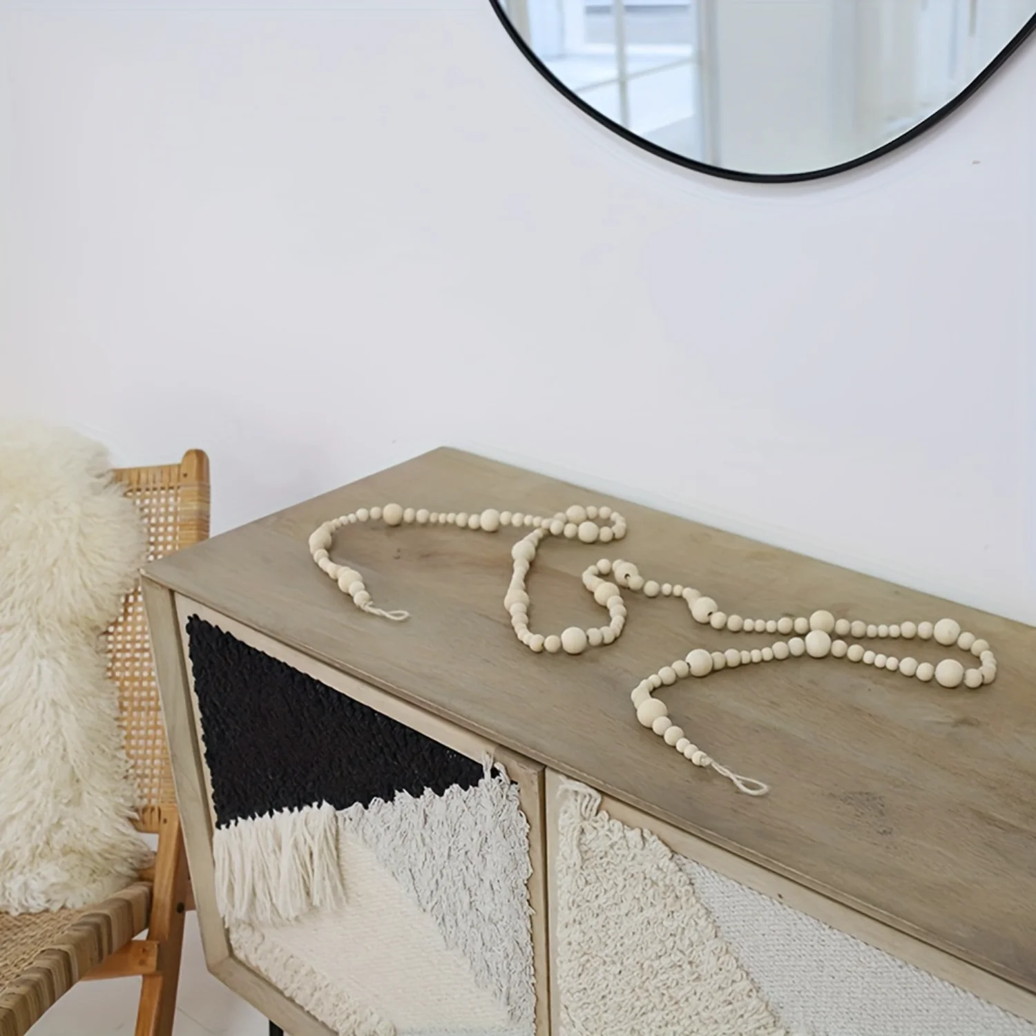 Guirnalda de cuentas de madera con borlas, decoración rústica de campo, cuentas de oración, decoración colgante de pared grande