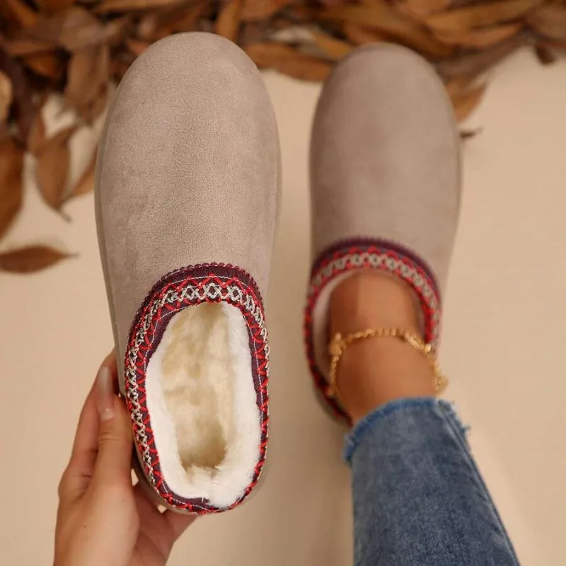 2025 New Women's Snow Boots Casual Slip-on Wool Warm Home Luxury Elegant Winter Cashmere Warm Boots Fashion Flat Shoes Plus Size image 2