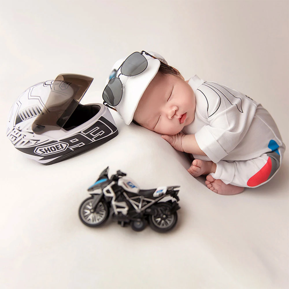 0-1 maand pasgeboren fotografie rekwisieten motorsportstijl outfits met bijpassende hoed en helm babykostuumset voor fotograaf