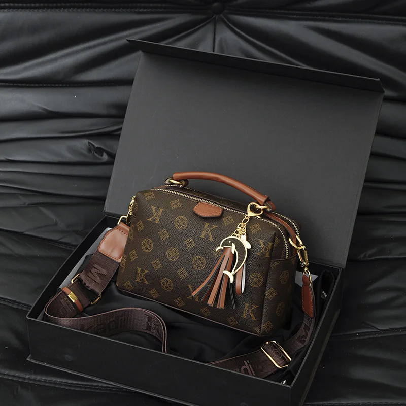 

2025 Winter Luxury Women‘s Shoulder Crossbody Bag, Genuine Leather Multi-way Tote, Vintage Chic Large Capacity Purse for Work