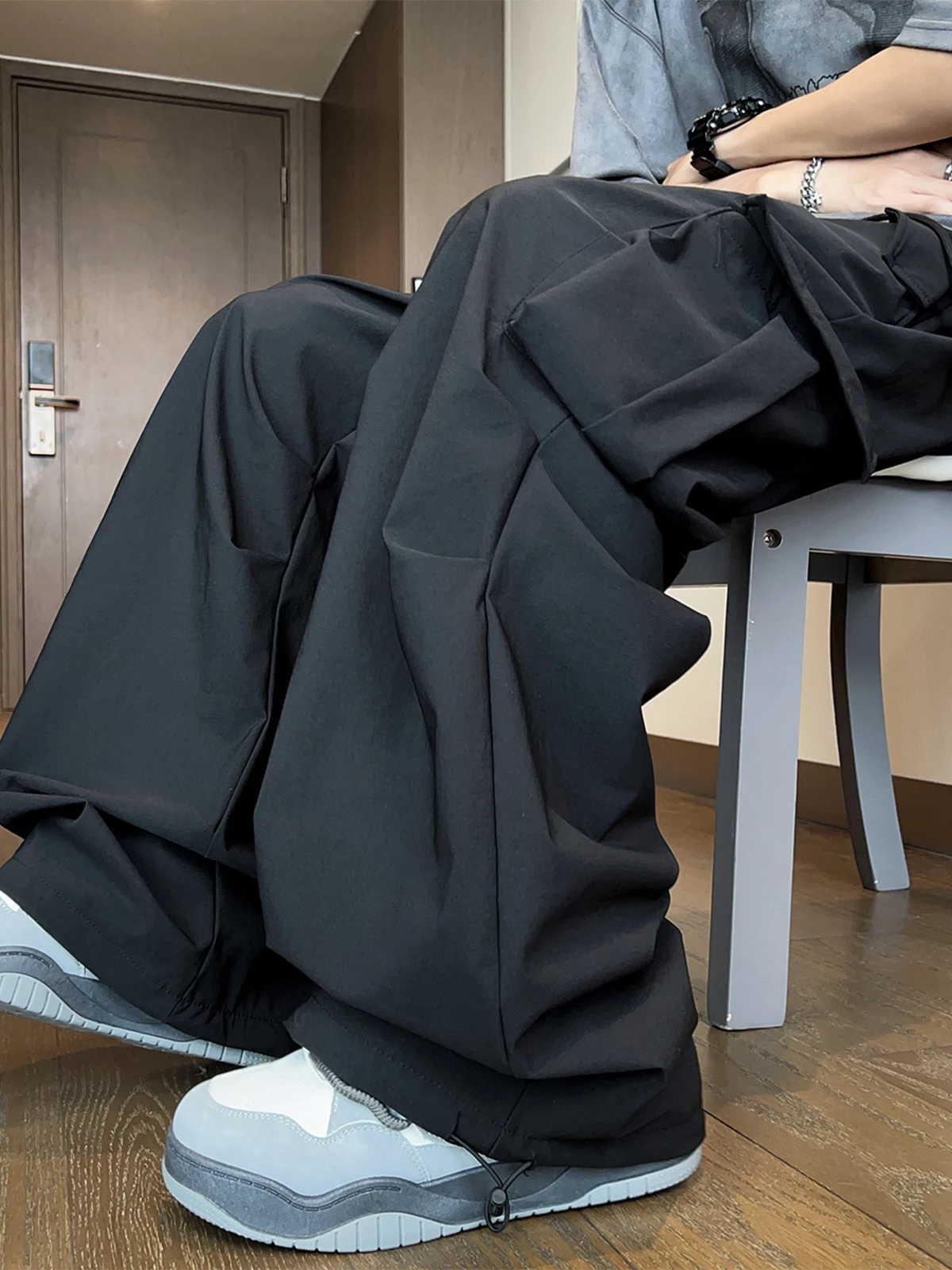 

Mountain Series Hiphop Workwear Paratrooper Waterproof Cargo Pants Men Women Wide Leg Big Pocket Straight Casual Long Trousers