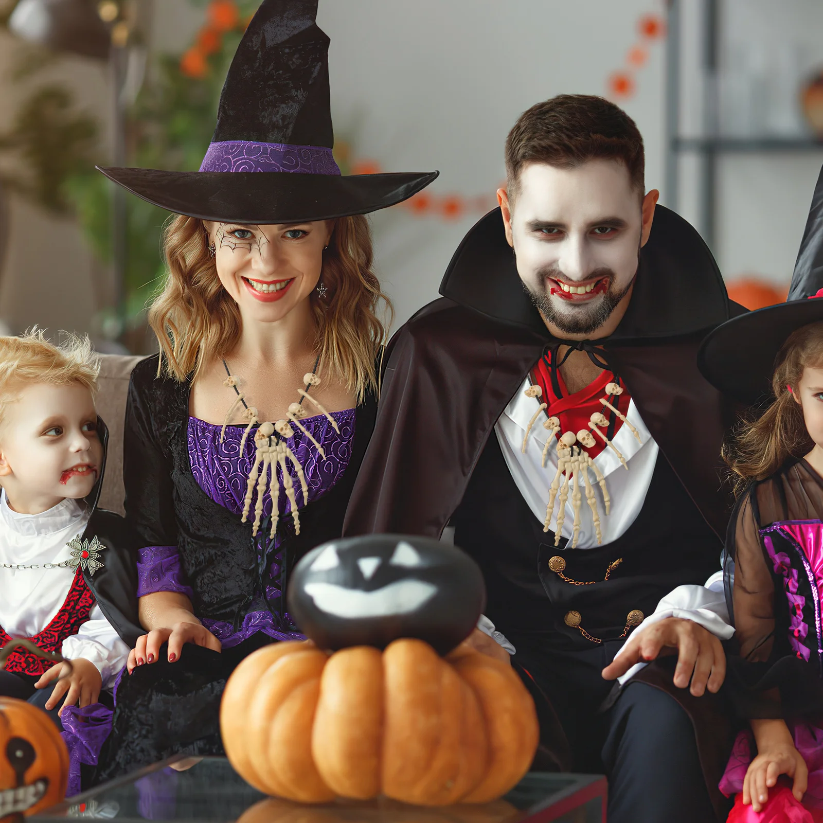 Conjunto de 5 peças de joias de osso Halloween Amosfun crânio pingente colar para mulheres acessórios de fantasia