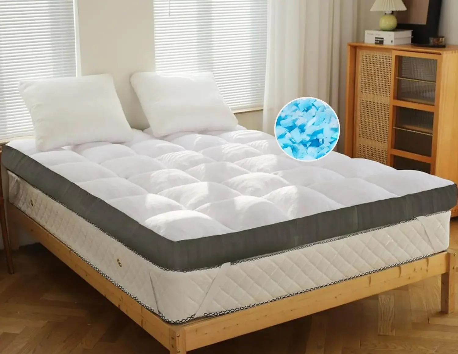 

WhatsBedding 3 Inch Memory Foam Mattress Topper King Size Memory Foam Filled Bamboo Cooling Fluffy & Soft 100% Air Fabirc Top