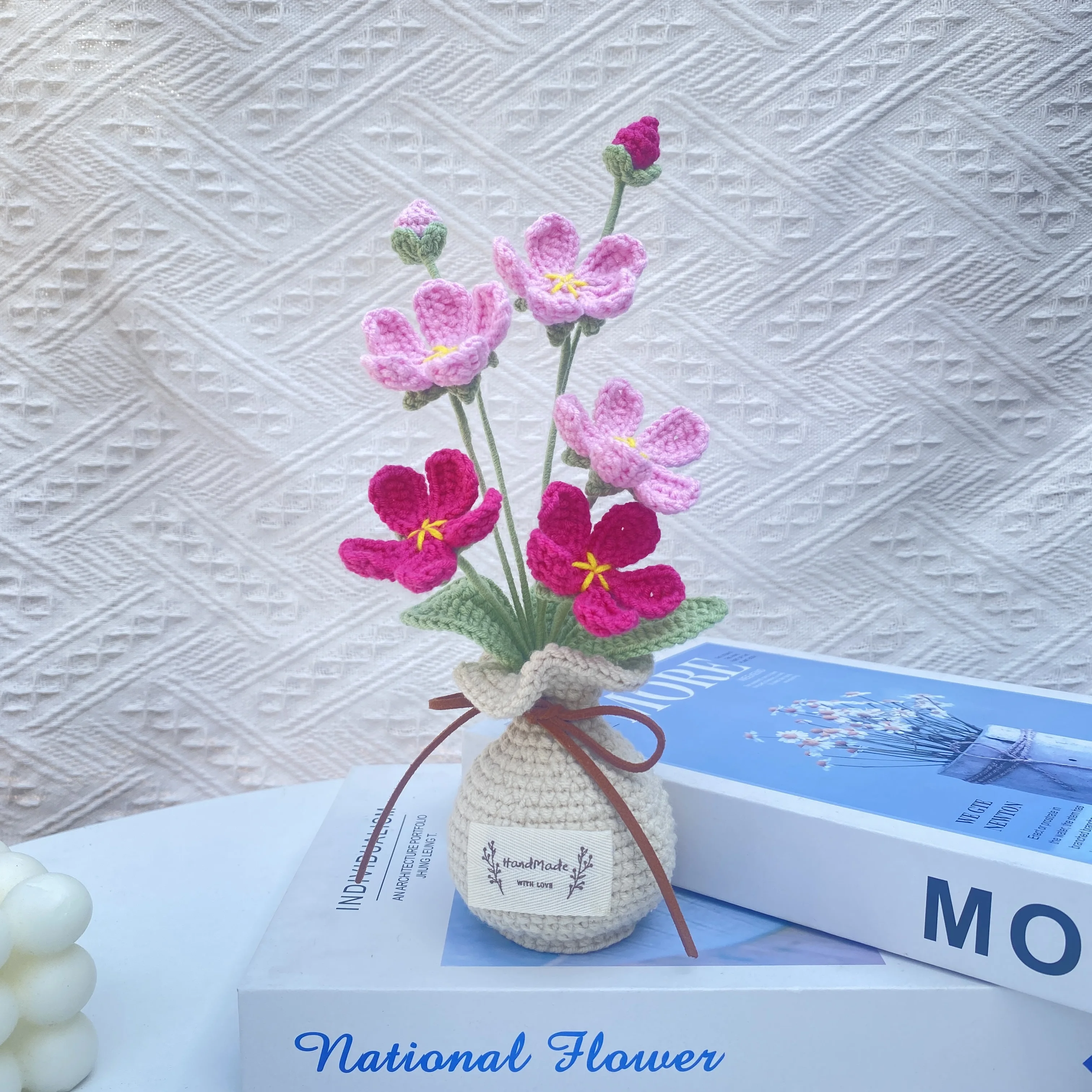 Handgefertigte Häkel-Androsace Umbellata im Topf, Kreative Künstliche Pflanze zur Raumdekoration, Bücherregal-Deko, Geschenk – Detail 2