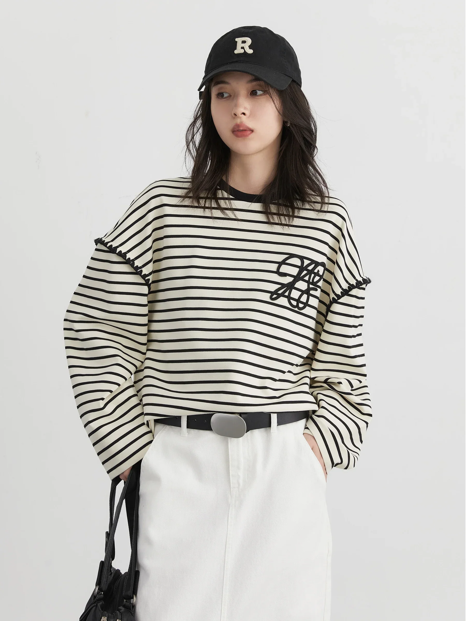CHIC VEN Women T-Shirts New Loose O Neck Contrasting Striped Long Sleeved Tees Casual Embroidered Female Top Spring Autumn 2024