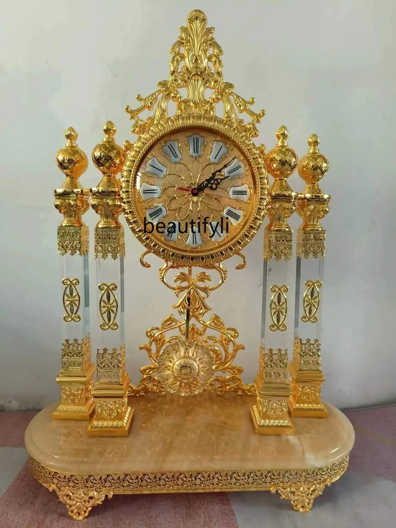 

Европейские настольные часы из чистой меди, хрустальные настольные часы для входа в гостиную, золотые хрустальные настольные часы для учебы5203