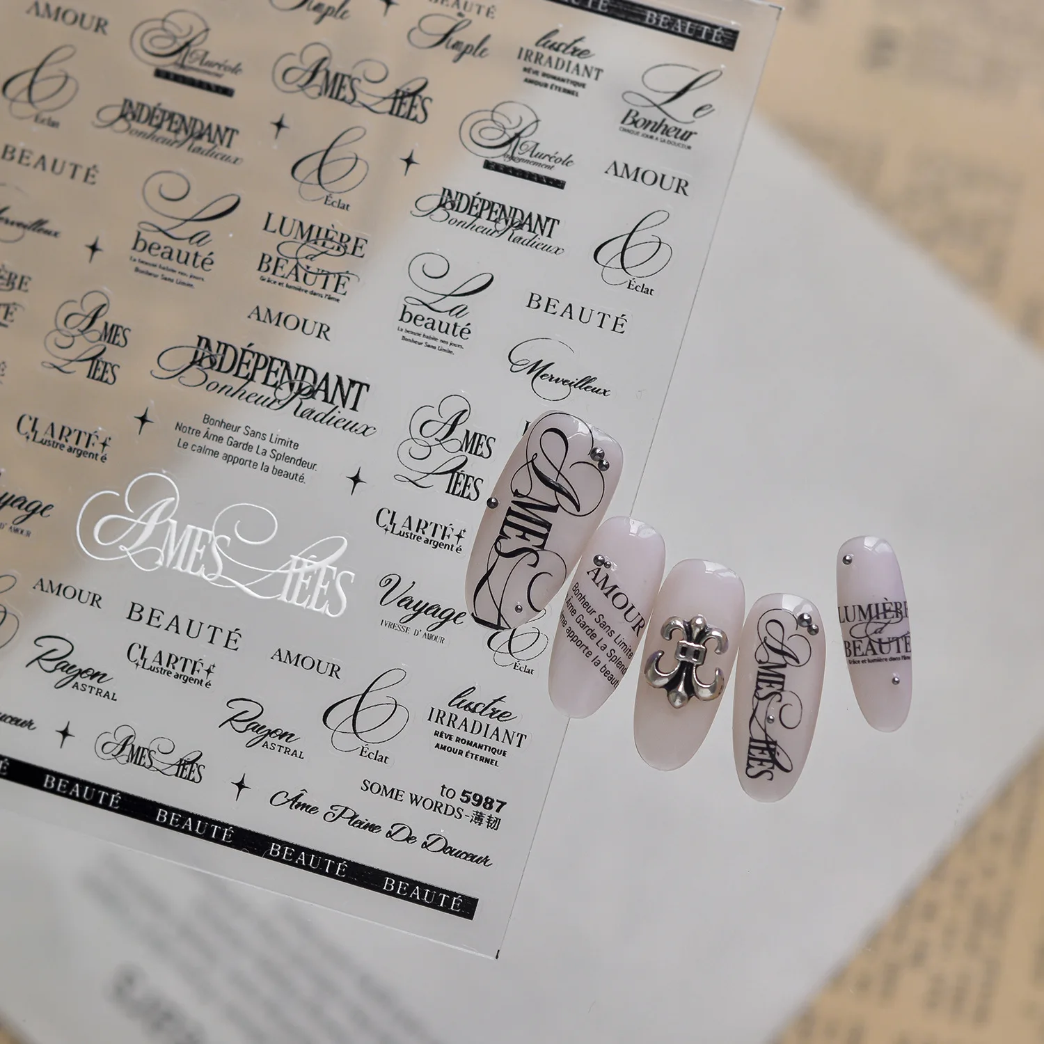 Black White Minimal French Handwriting Words Loving Phrase Star Symbol 5D Nail Art Stickers Self Adhesive Manicure Decals DIY