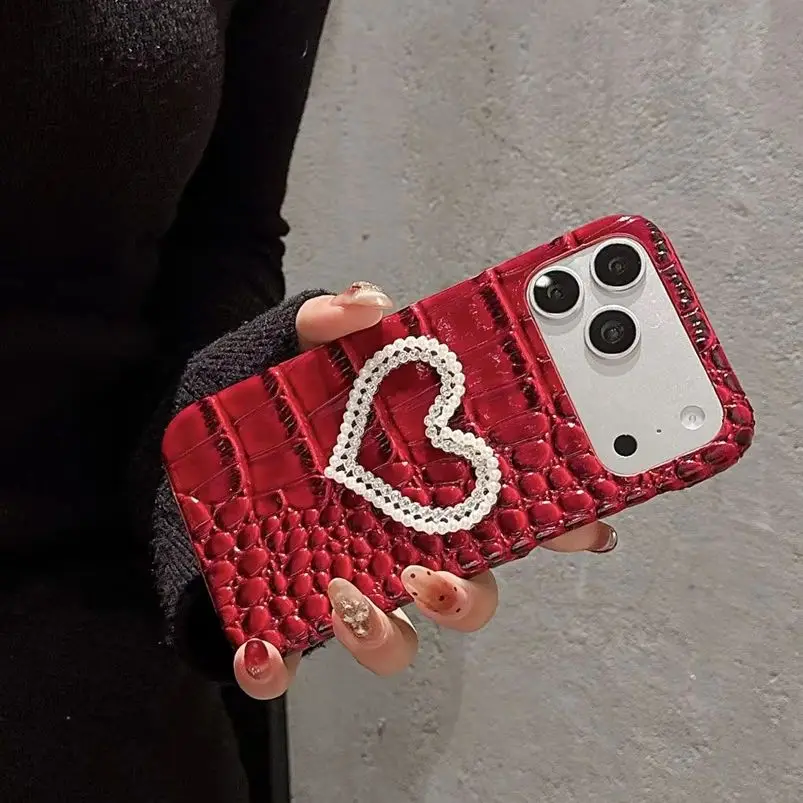 

17 Pro Max Luxury Sparkly Shiny Diamond Pearl Heart Phone Case for iPhone 16 15 14 13 Pro Glossy Crocodile Pattern Protect Cover