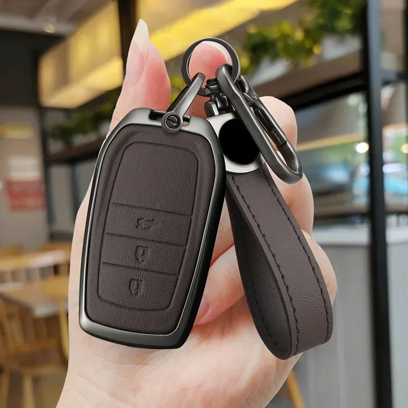 

New Zinc Alloy Leather Car Key Case Cover Shell For Toyota CHR Hilux Fortuner Land Cruiser 200 Camry Corolla Crown RAV4 Highland