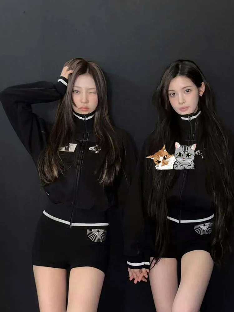 Conjunto de Jaqueta Curta de Manga Longa com Estampa Color Block Hearts2Hearts, Moda Feminina, Design de Anime Zheng  an Yuha