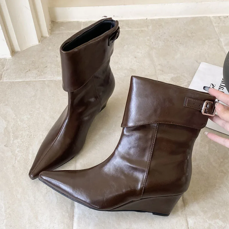 

Aneikeh/весенне-осенние уличные стильные женские ботильоны на танкетке с острым носком, короткие ботильоны с пряжкой и ремешком, женская обувь