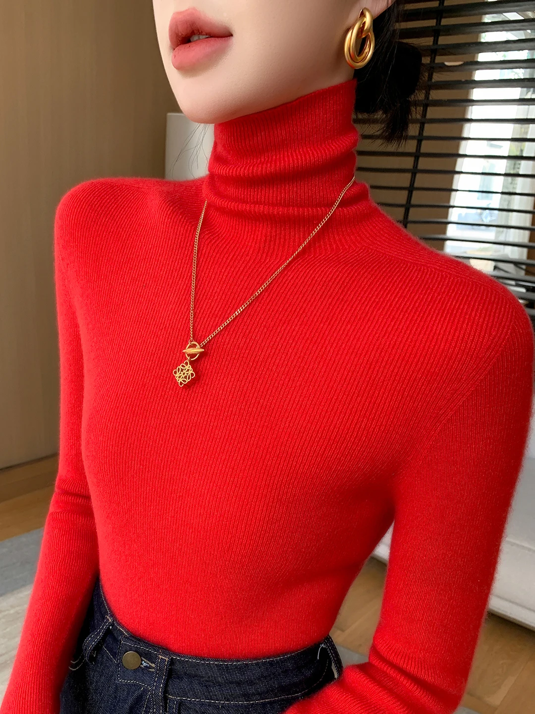 เสื้อไหมพรมถักทรงยาวสำหรับผู้หญิง คอปก ทรงเข้ารูป สวมใส่สบาย เนื้อผ้านุ่ม ใส่เป็นเสื้อตัวในสำหรับฤดูใบไม้ร่วงและฤดูหนาว