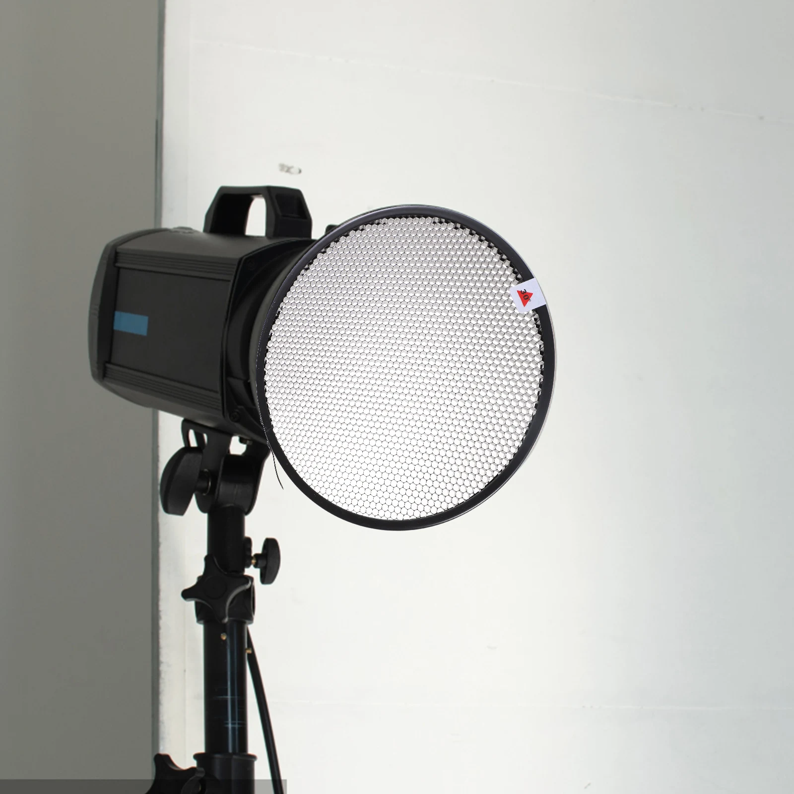 

1 set 1 Set 30 Degree Honeycomb Grid For Flash Light Photography Diffuser Reflector 50 10 Lamp Shade Strobe Light Accessory
