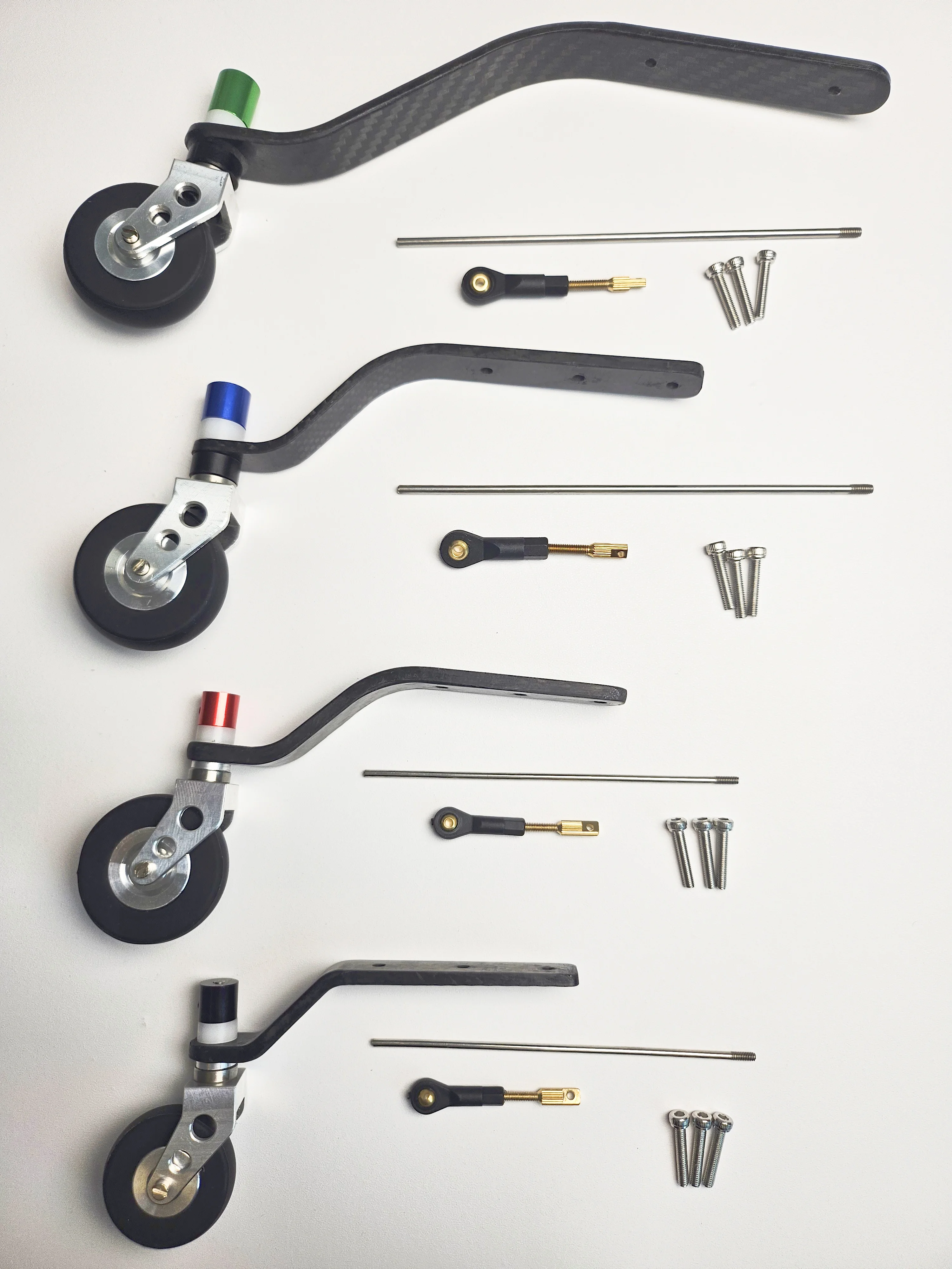 Jeu de roues de train d'atterrissage arrière en Fiber de carbone, pour modèle de moteur à essence 26CC/30CC/40CC/50CC/63CC/80CC/100CC, Version tige de traction d'avion RC