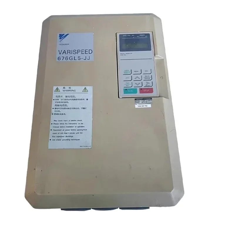 Suku Cadang untuk Lift Schindler Yaskawa 616GL-JJ Inverter CIMR-L5JJ47P5/CIMR-L5JJ4015