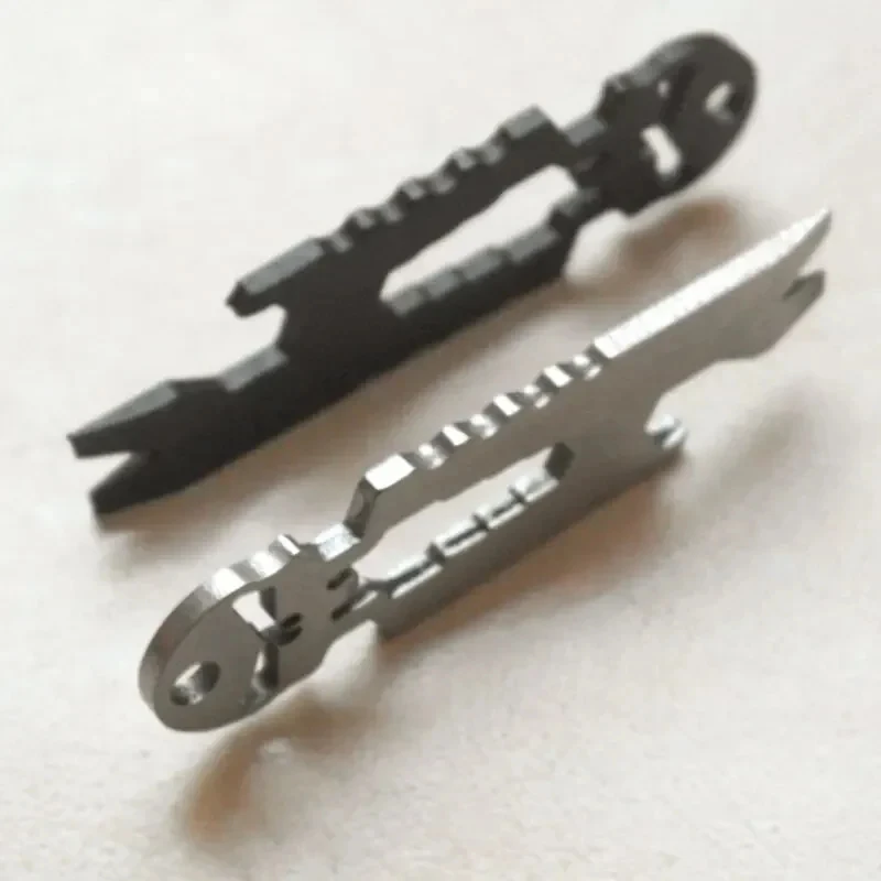 Stainless Steel Tactical EDC Multi-function Skull Keychain Tool Pocket Carry On Outdoor Crowbar Screwdriver view 3