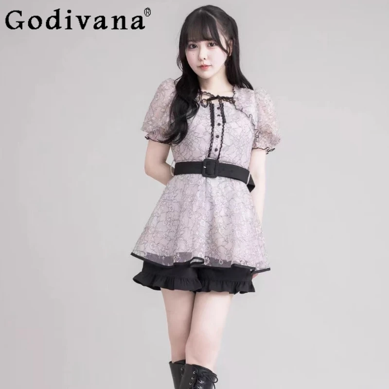 

Японский милый комплект платья с короткими рукавами, лето 2025 г., женское облегающее элегантное платье с высокой талией, шорты, комплект из 2 предметов, женская одежда