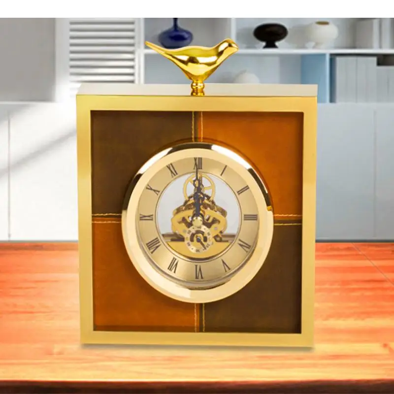 Gold Plated Deer Clock Minimalist Leather Silent Desk Dorm Bedside Desktop Clocks Ornaments Modern Home Decor