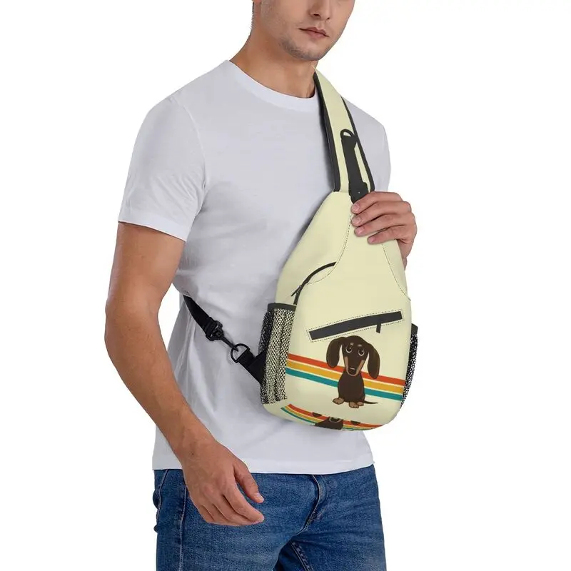 Mochila cruzada de hombro con diseño de perro salchicha de Chocolate para hombre, bolso de pecho personalizado con dibujos animados, morral de viaje