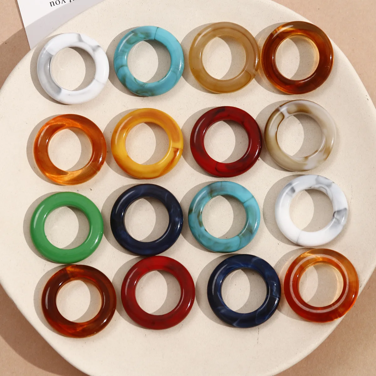 

20pcs Fashion Acrylic Pendant Charms Hollow Round Halation Jewelry Pendants Diy Necklace Earrings Jewelry Making Connectors