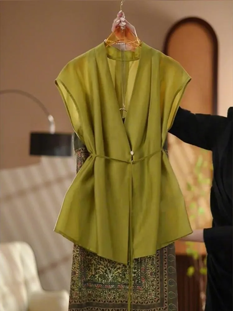 

Stylish Unique Women's Top Super Beautiful Fashion Design Sensation Small Audience Spring New Design Korean Style Straight Cut