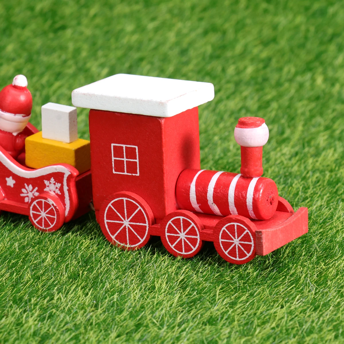 

Christmas Train Ornament Red Wooden Toy Creative Desktop Adornment Gifts Kids Party Decoration Non Remote Vehicle Model