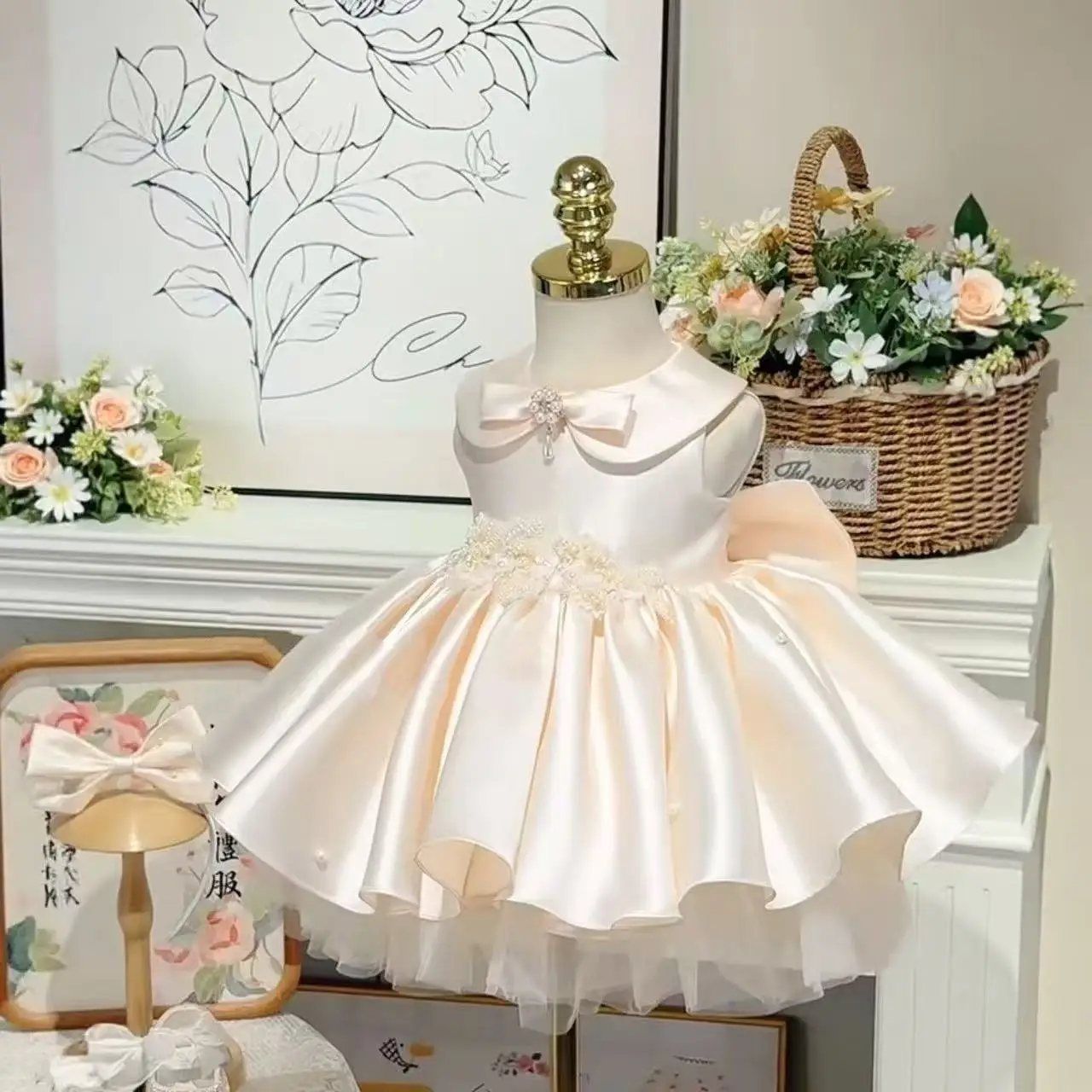 New Arrival Baby Girl Pale Almond Sleeveless Party Dress Bow Embellished Vest Gown Kids Elegant Birthday Puffy Skirt