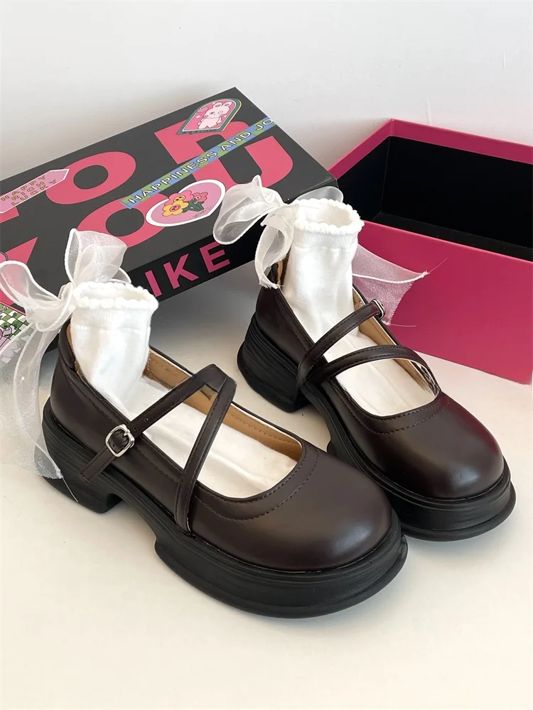 

Faionable Thi Heel Мэри Джейн в стиле ретро с синим ремешком, Новое поступление лета, женские туфли на плоской подошве, удобные дышащие туфли из искусственной кожи с круглым носком