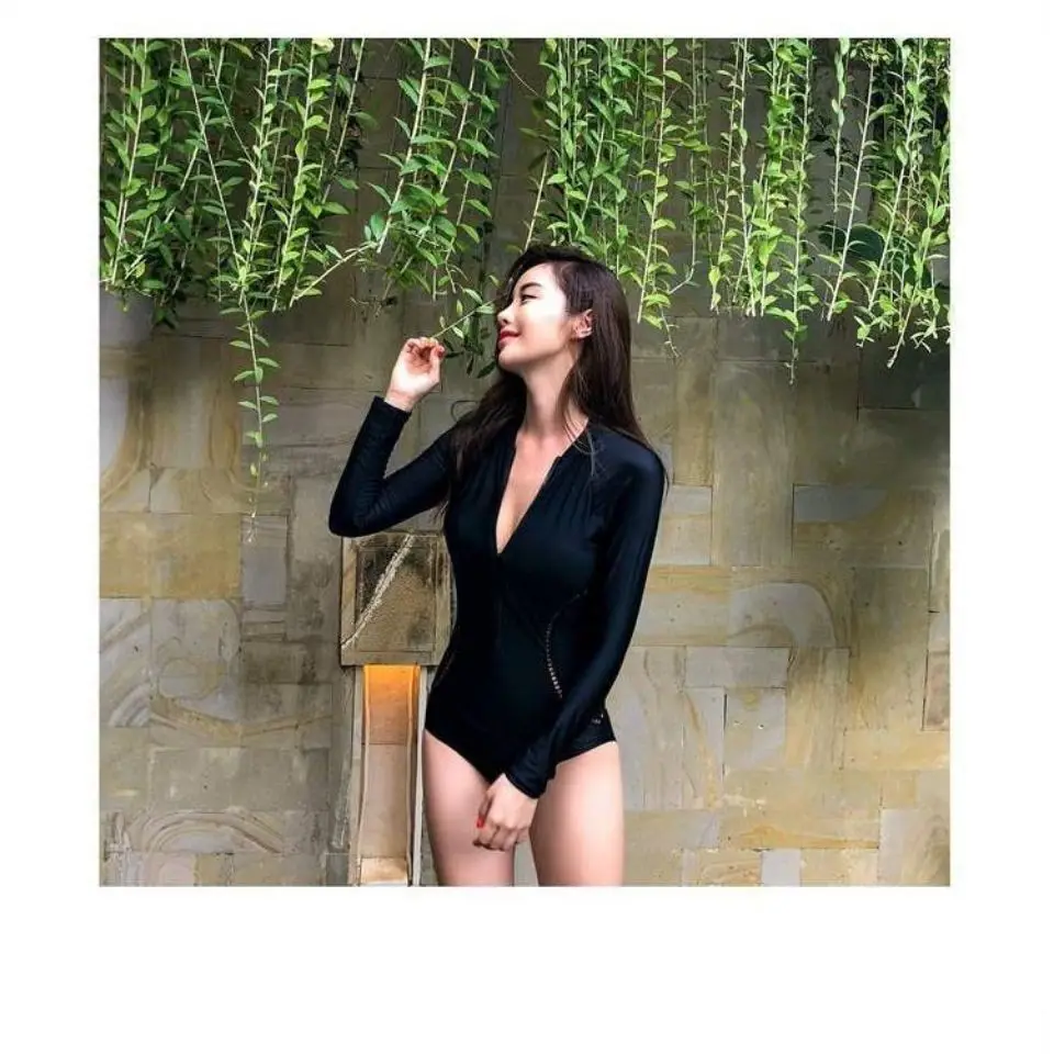 Korean Swimsuit Women's One Piece Long Sleeve Sunscreen Cover Belly Show Slim Sexy Zipper Bikini Swimsuit Diving Suit