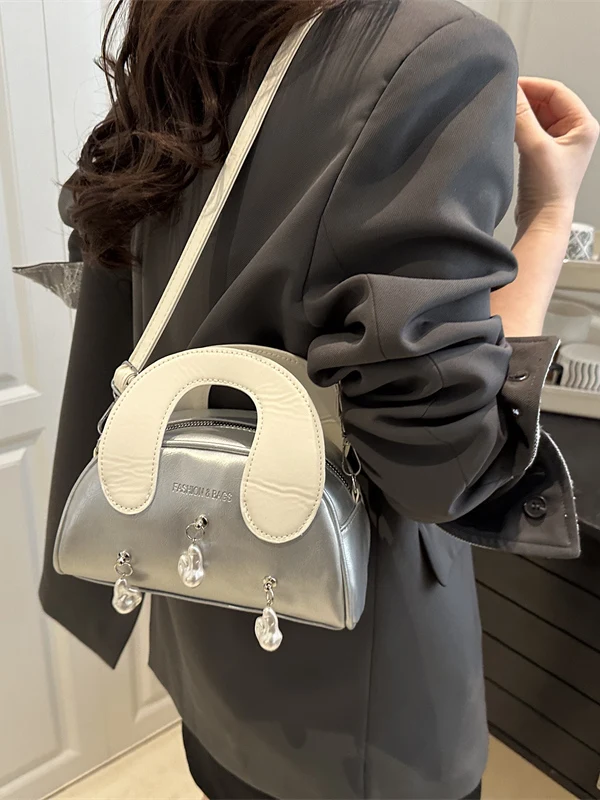 Trendy  Shaped Shoulder Bag for Women Spring 2025 Color Block Handbag Versatile Crossbody Bag Commuter Style PU Leather
