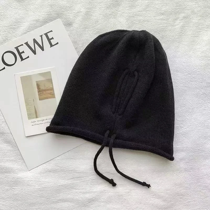 Weiche und bequeme Acryl-Strickmütze, geeignet für Herbst und Winter, Damen-Strickmütze aus elastischem Wollmaterial.