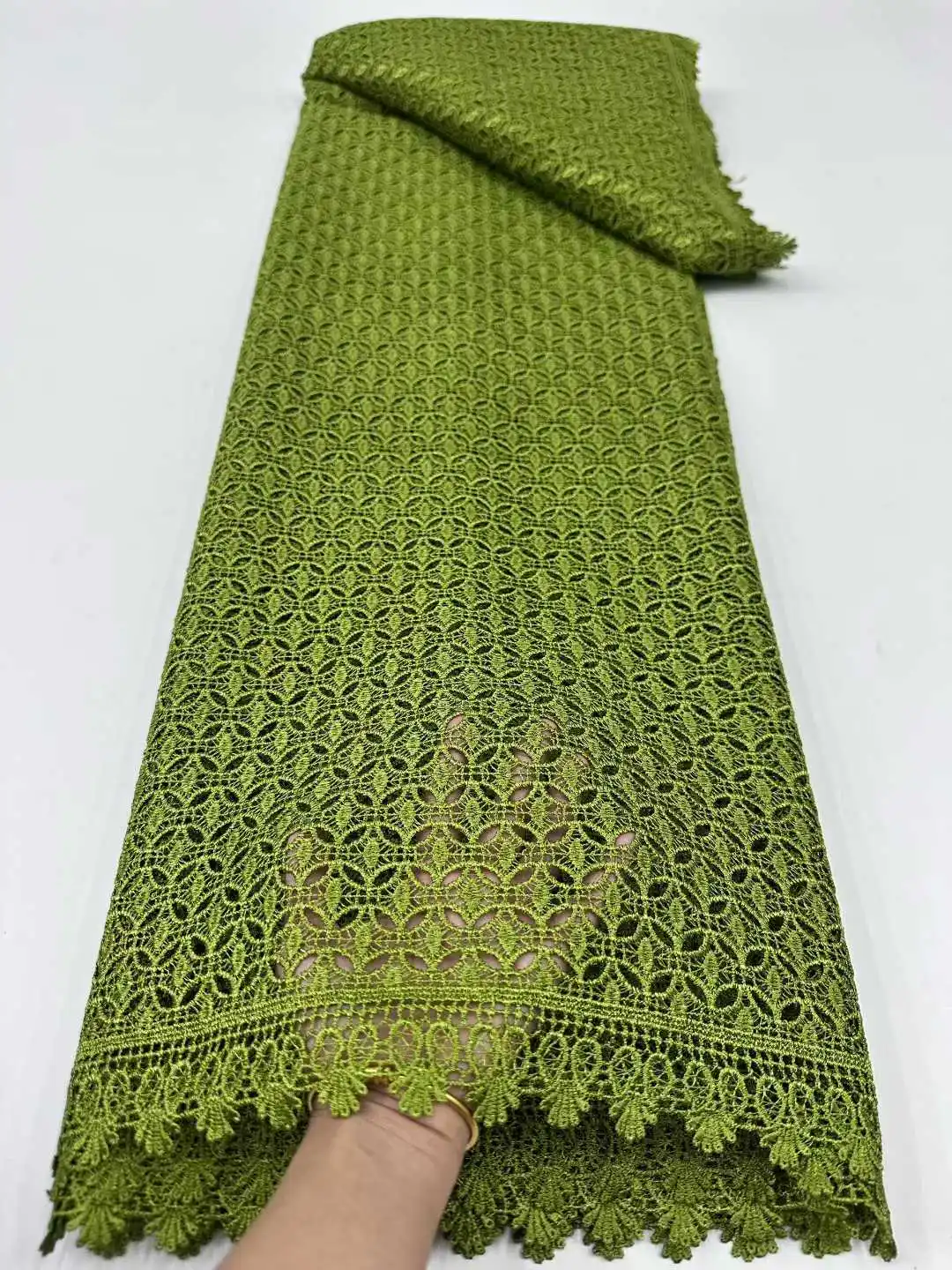 

2025 New Guipure Cord Lace Fabric African Guipure Cord Lace Nigerian Water Soluble Fabric For Sew Women Dresses