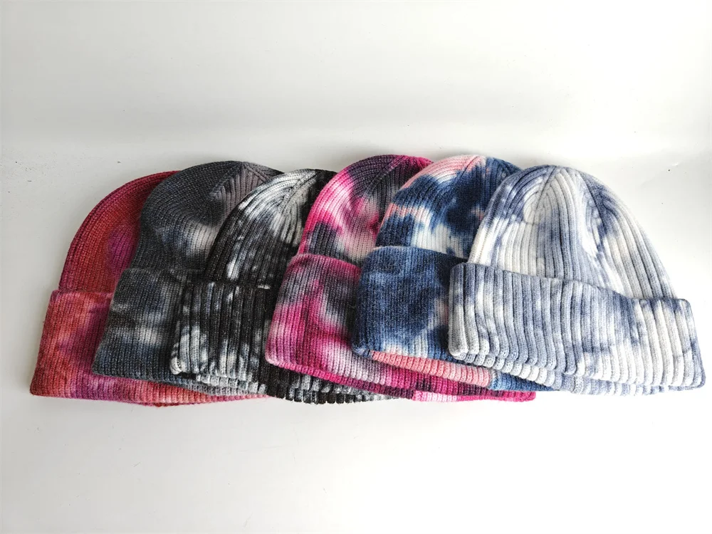 Tie Dye Knitted Beanie Women Men Winter Warm Ribbed Skull Cap Colorful Gradient Cuffed Knit Hat Soft Casual Streetwear Hip Hop H