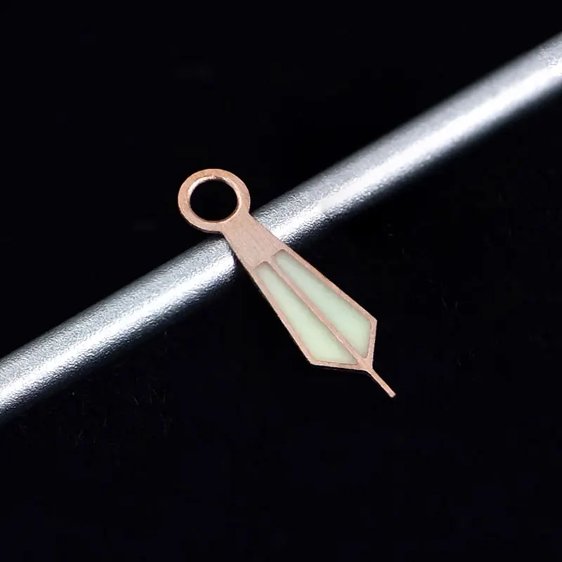 นาฬิกาปรับเปลี่ยนชิ้นส่วนแปรง Rose Golden SBBN Tuna นาฬิกามือ C3 สีเขียวส่องสว่างเหมาะสําหรับ NH35/36 การเคลื่อนไหว