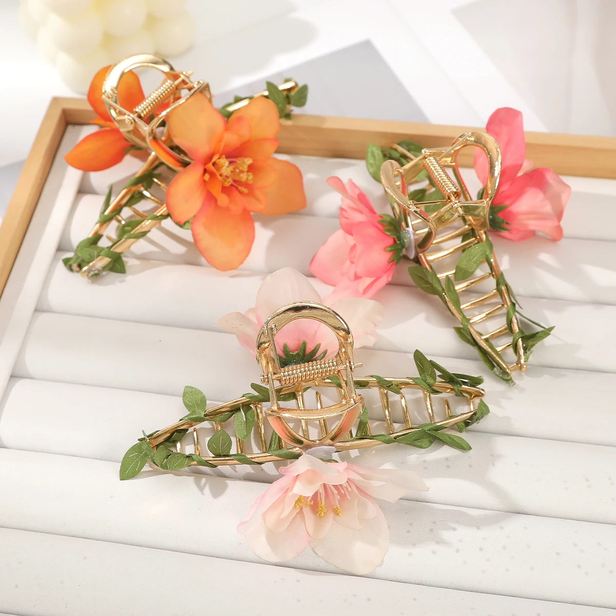 11cm Vine Peach Blossom Grab Pink Hair Claw Hairpin Clip Ladies Beach Ponytail Hair Crab Hairpin For Women Wedding Headwear