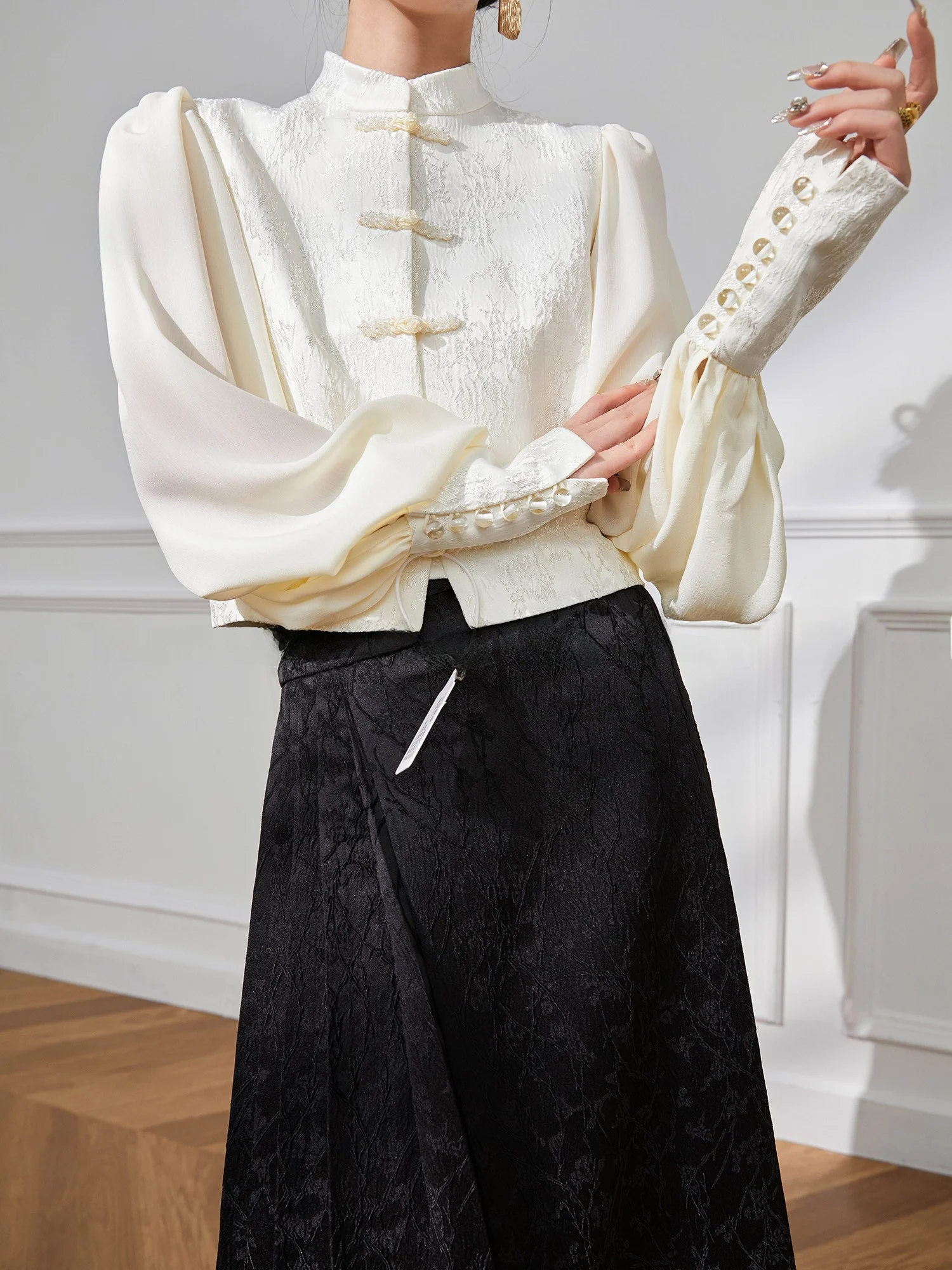 

Новая китайская белая блузка для женщин, весенняя модная офисная блузка прямого кроя с длинным рукавом, стандартной длины, из смесового полиэстера