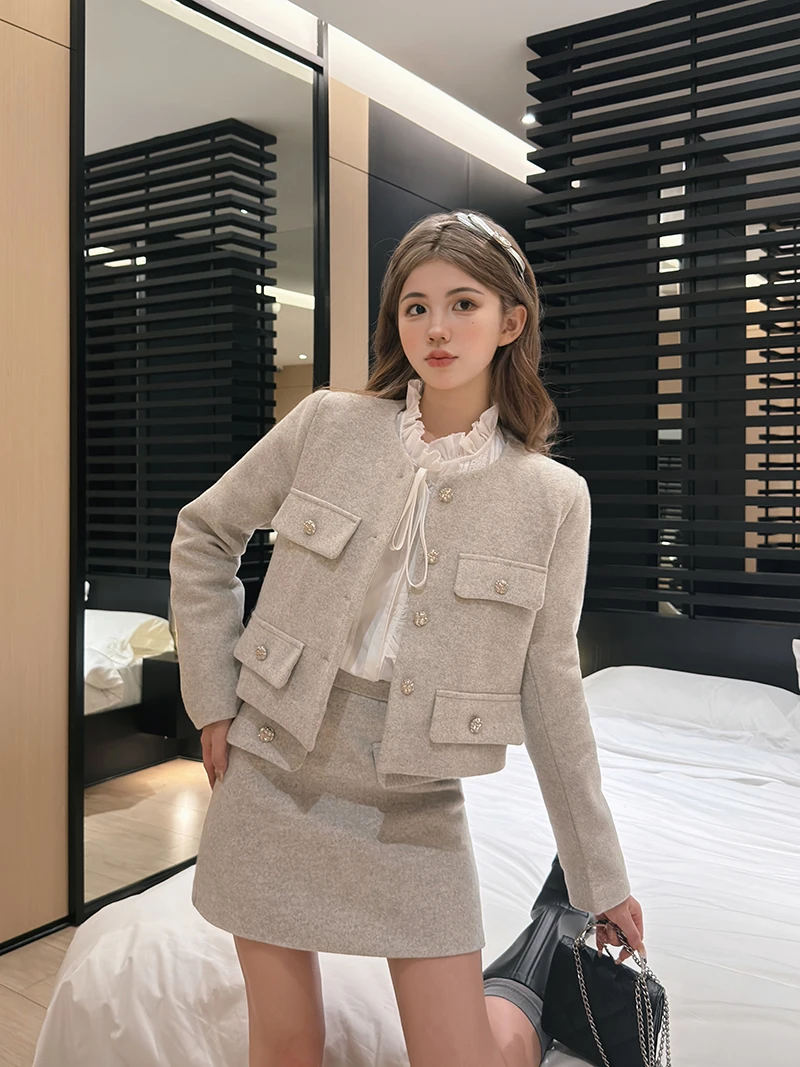 

Sweet Hot Girl Suit Women's Autumn/Winter O-neck Long-sleeved Single Breasted Jacket High Waist Skirt Fashion Two-piece Set