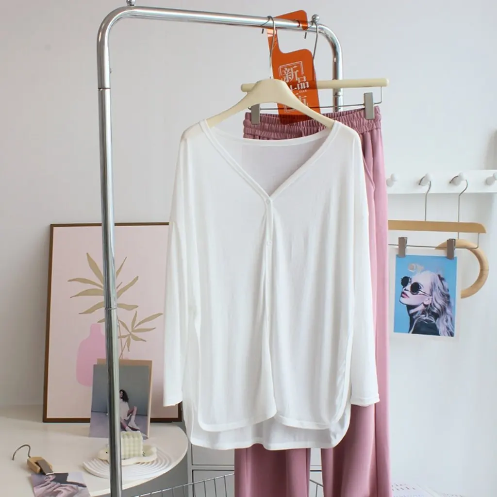 

Women's Thin Cardigan Sunscreen Coat Comfortable Breathable Lazy Wind Loose Large Version Outer Wear Air Conditioning Shirt