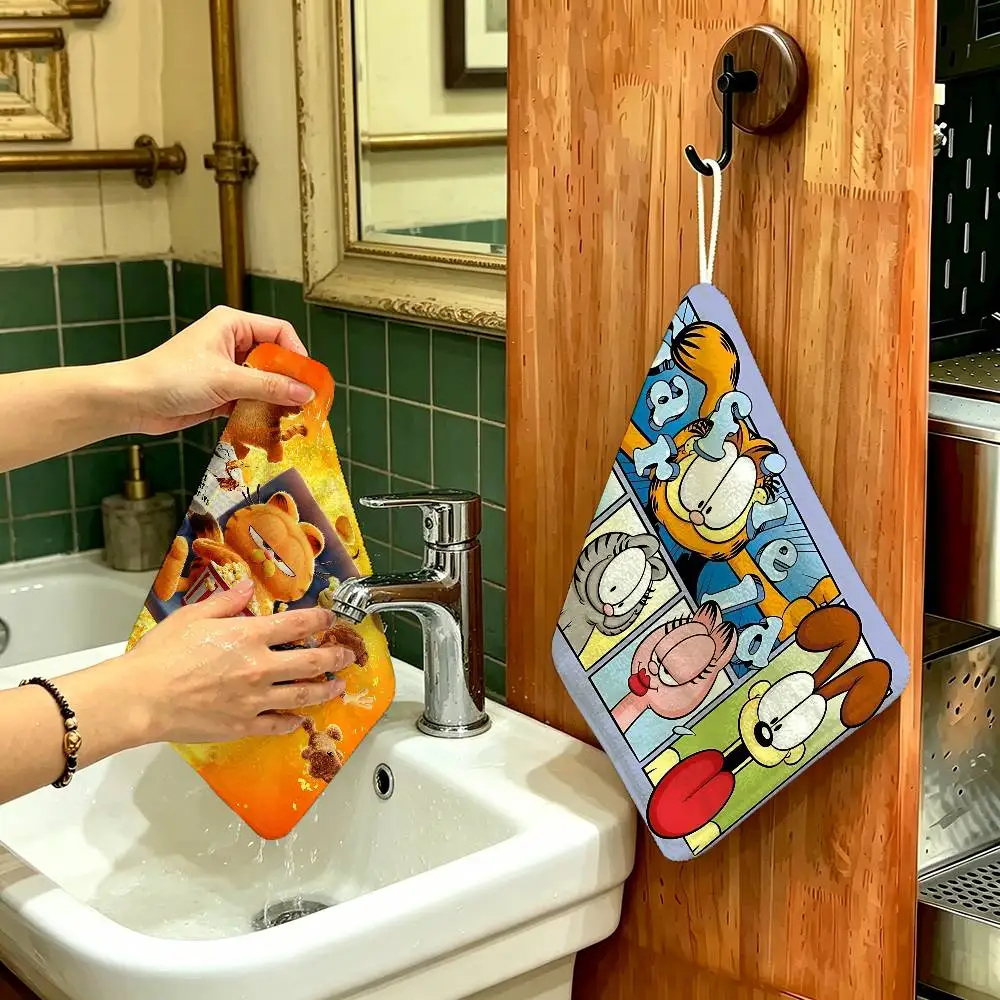 Cartoon G-Garfield Cat Hanging Design Hand Wiping Towel, Polyester Cotton Fabric, Universal For Bathroom Kitchen
