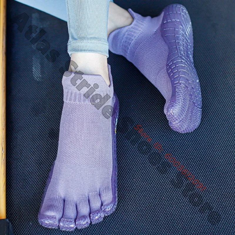 Dark Gray Knit Five Finger Training Sneakers High Ankle Stretch Slip On Split Toe Shoes Thin Anti Slip Rubber Gym Workout Flats