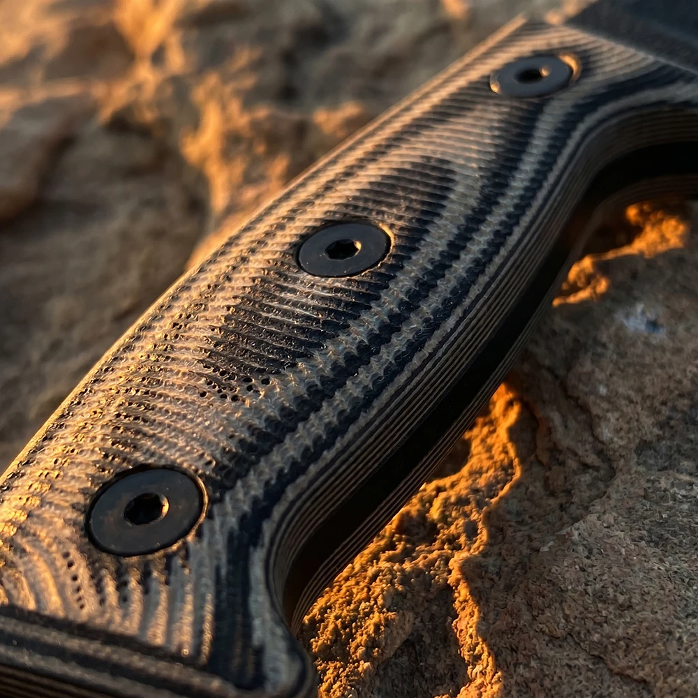 D2-Klinge ESEE 4 Feststehendes Messer mit G10-Griff und kompletter Kydex-Scheide – Ideal für Dschungelabenteuer, Camping, Klettern, Picknick, Angeln, Reisen und Fruchtbehandlung – Detail 9