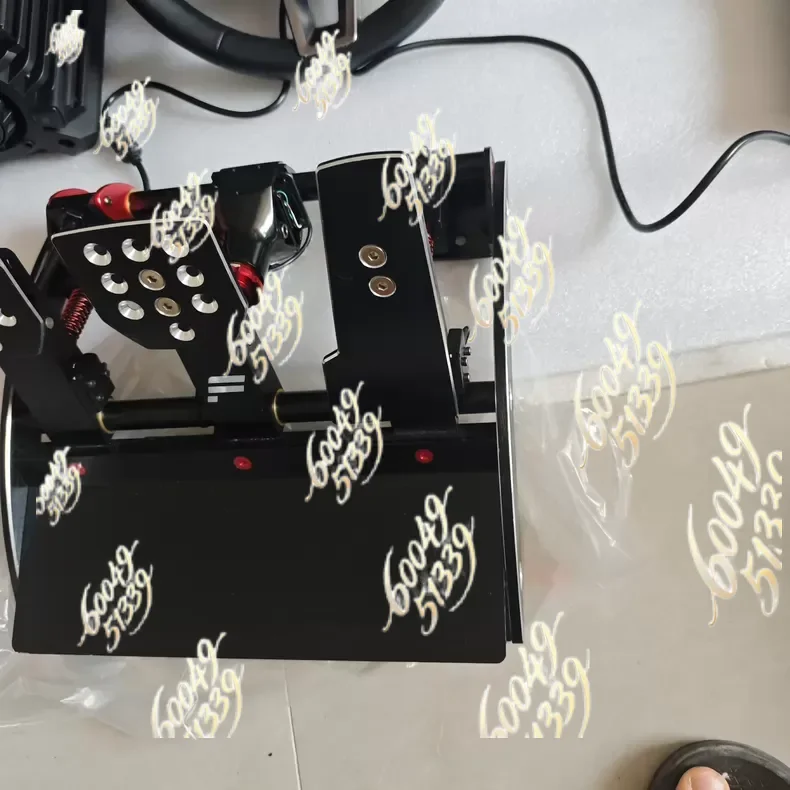 Sell a set suitable for Fanatec dd+ClubSport V3 steering wheel+three pedals+accelerator pedal