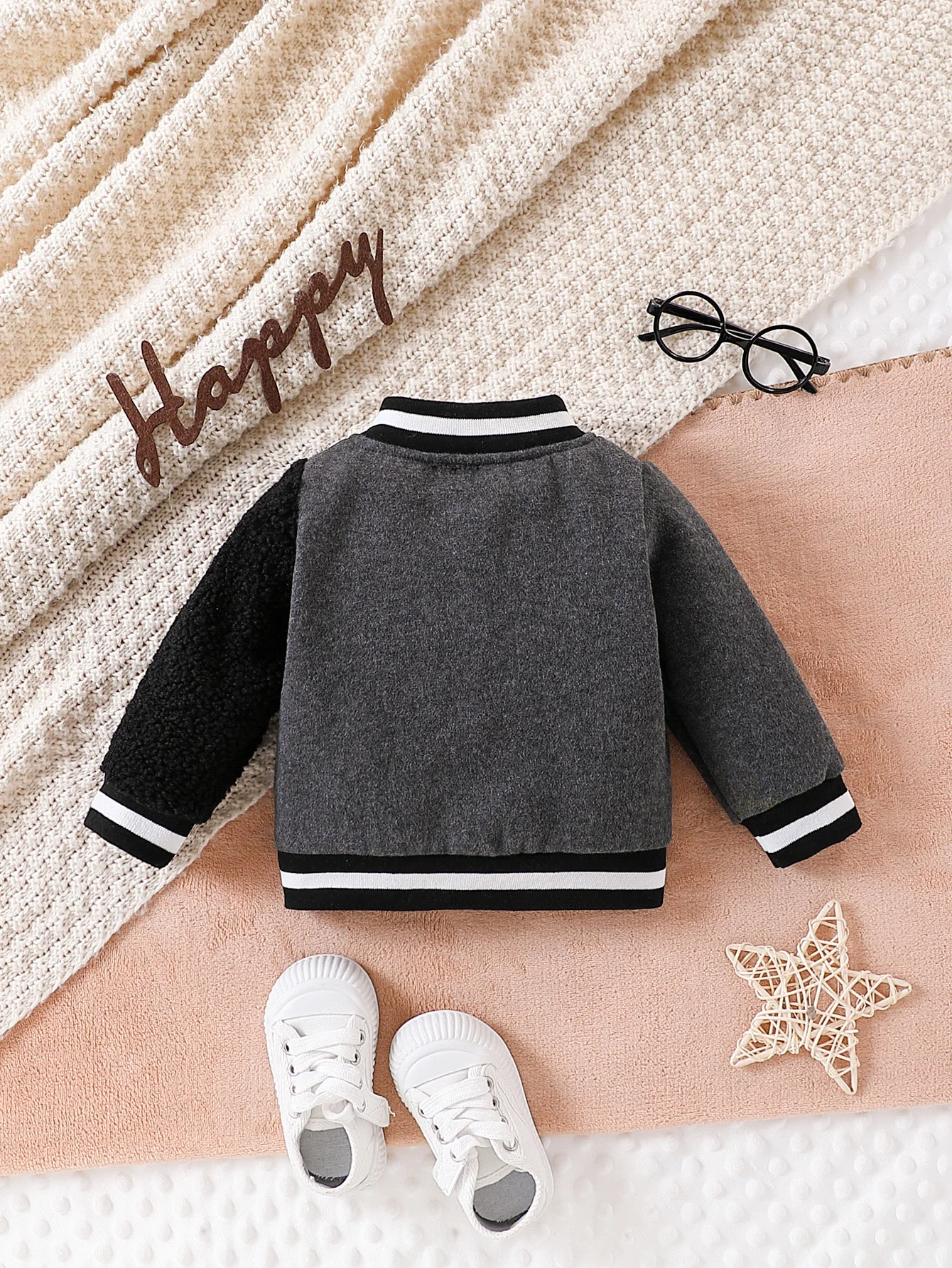 قطعة واحدة للأطفال الأولاد على الموضة بنمط حيوانات كرتونية وجيب ربطة عنق وأكمام طويلة سترة خارجية للخريف والشتاء